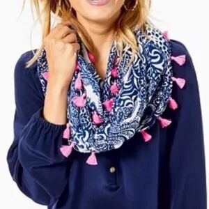 Lilly Pulitzer Resort Infinity Loop